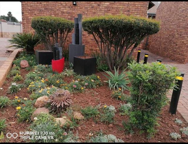 2 BEDROOM TOWNHOUSE FOR SALE IN BARTLETT